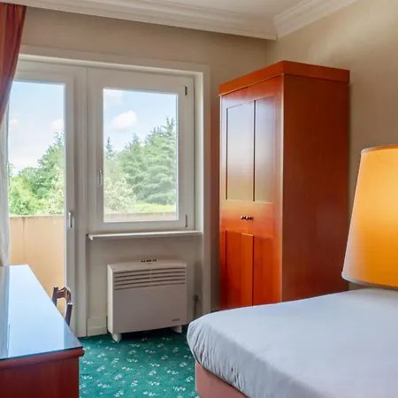 Hotel Unahotels Golf Cavaglià
