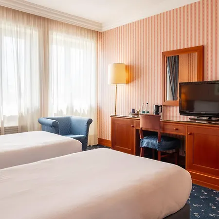 Hotel Unahotels Golf Cavaglià