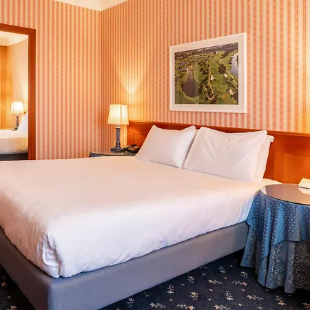 Unahotels Golf Hotel