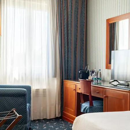 Hotel Unahotels Golf Cavaglià
