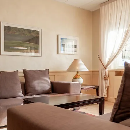 Unahotels Golf Hotel