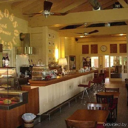 Golf فندق Cavaglià