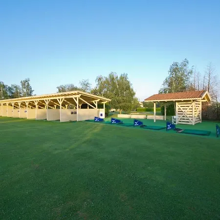 Unahotels Golf 4* Cavaglià