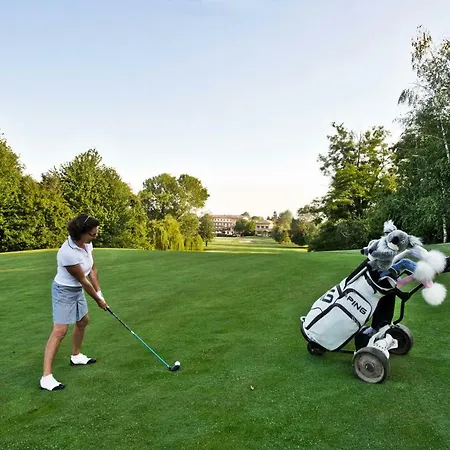 Unahotels Golf Hotel