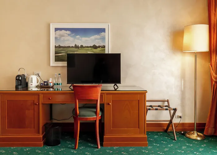 Hotel Unahotels Golf Cavaglià